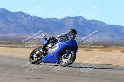 media/Jan-09-2022-SoCal Trackdays (Sun) [[2b1fec8404]]/Turn 8 (1045am)/